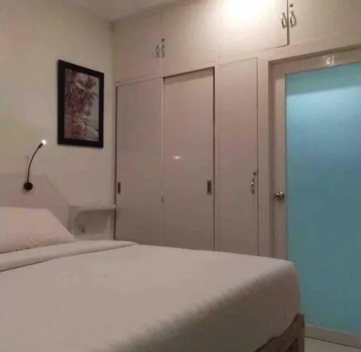 Blue Lagoon 5 Bedrooms Near And Airport كوتا