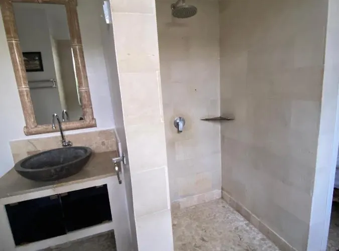 Blue Lagoon 5 Bedrooms Near And Airport * كوتا