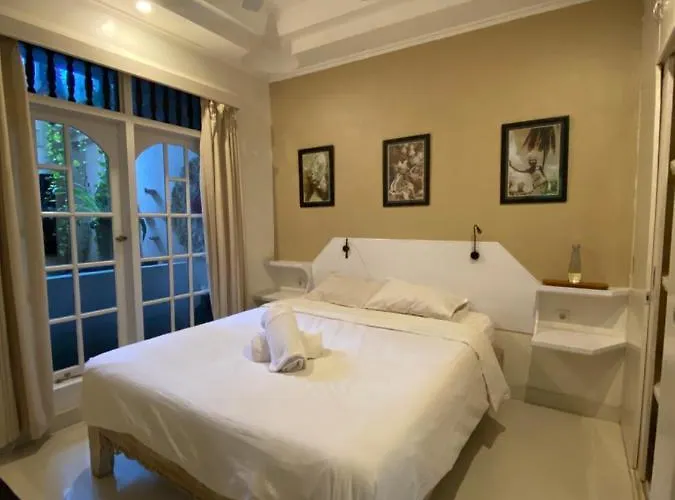 Blue Lagoon 5 Bedrooms Near And Airport كوتا