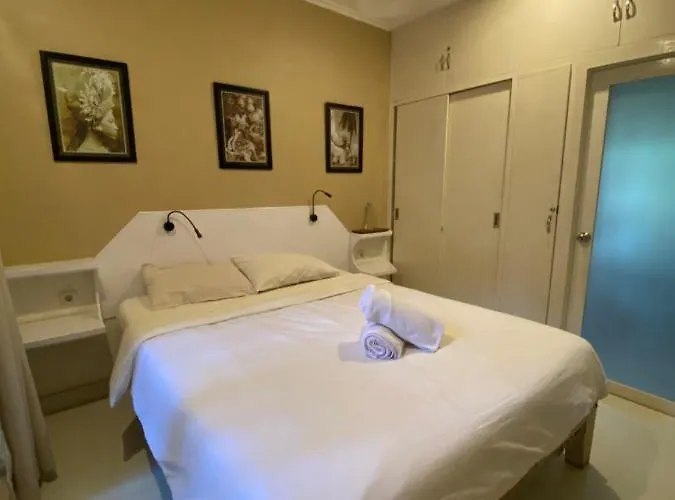 Blue Lagoon 5 Bedrooms Near And Airport فيلة كوتا