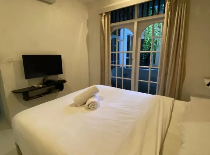 Blue Lagoon 5 Bedrooms Near And Airport فيلة كوتا